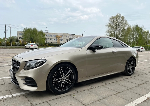 Mercedes-Benz Klasa E cena 185000 przebieg: 116100, rok produkcji 2019 z Jasło małe 781